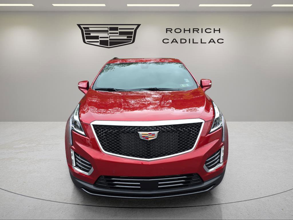 Certified 2025 Cadillac XT5 Sportv w/ Technology Package image 8