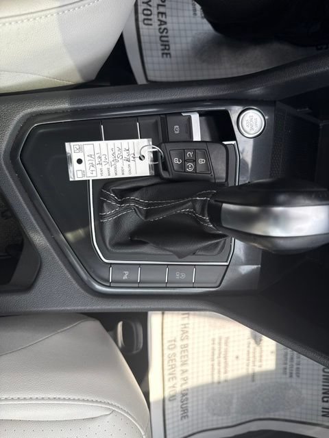 Used 2021 Volkswagen Tiguan SEL w/ 3-Row Tiguan MDO Package FWD image 18