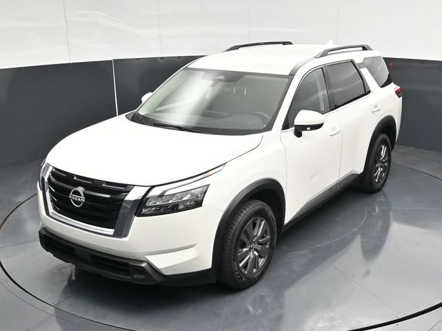 Used 2025 Nissan Pathfinder SV FWD image 50