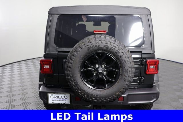 Used 2025 Jeep Wrangler Willys image 7