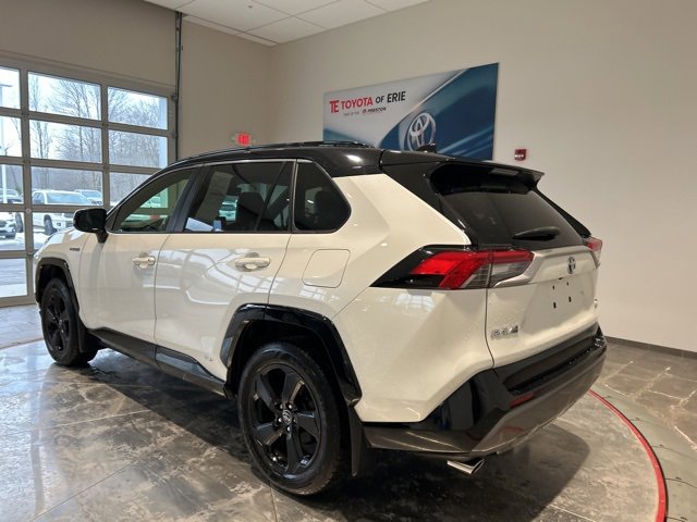 Used 2019 Toyota RAV4 XSE w/ Carpet Mat Package image 4