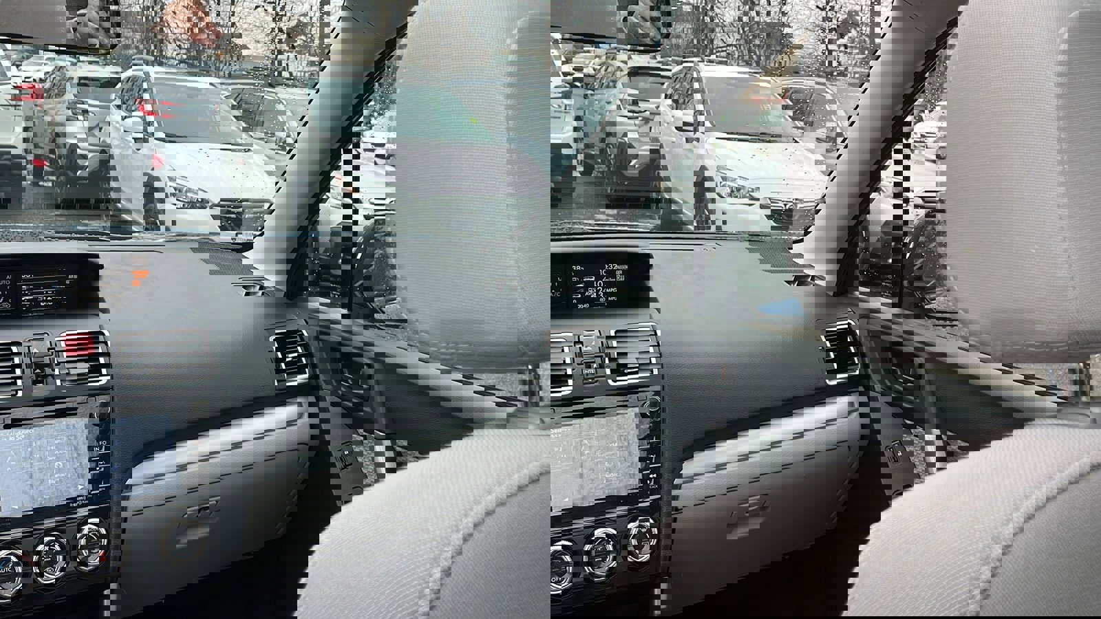 Used 2018 Subaru Forester 2.5i Premium w/ All-Weather Package image 21