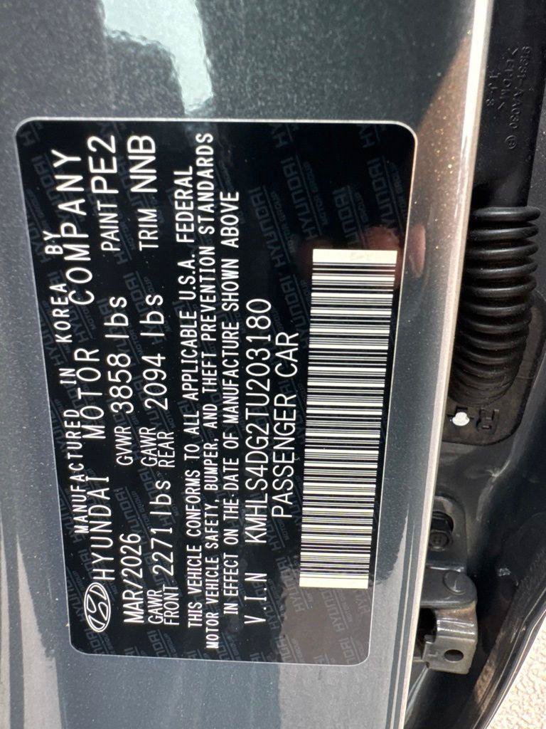 New 2026 Hyundai Elantra SEL Sport Premium FWD image 9
