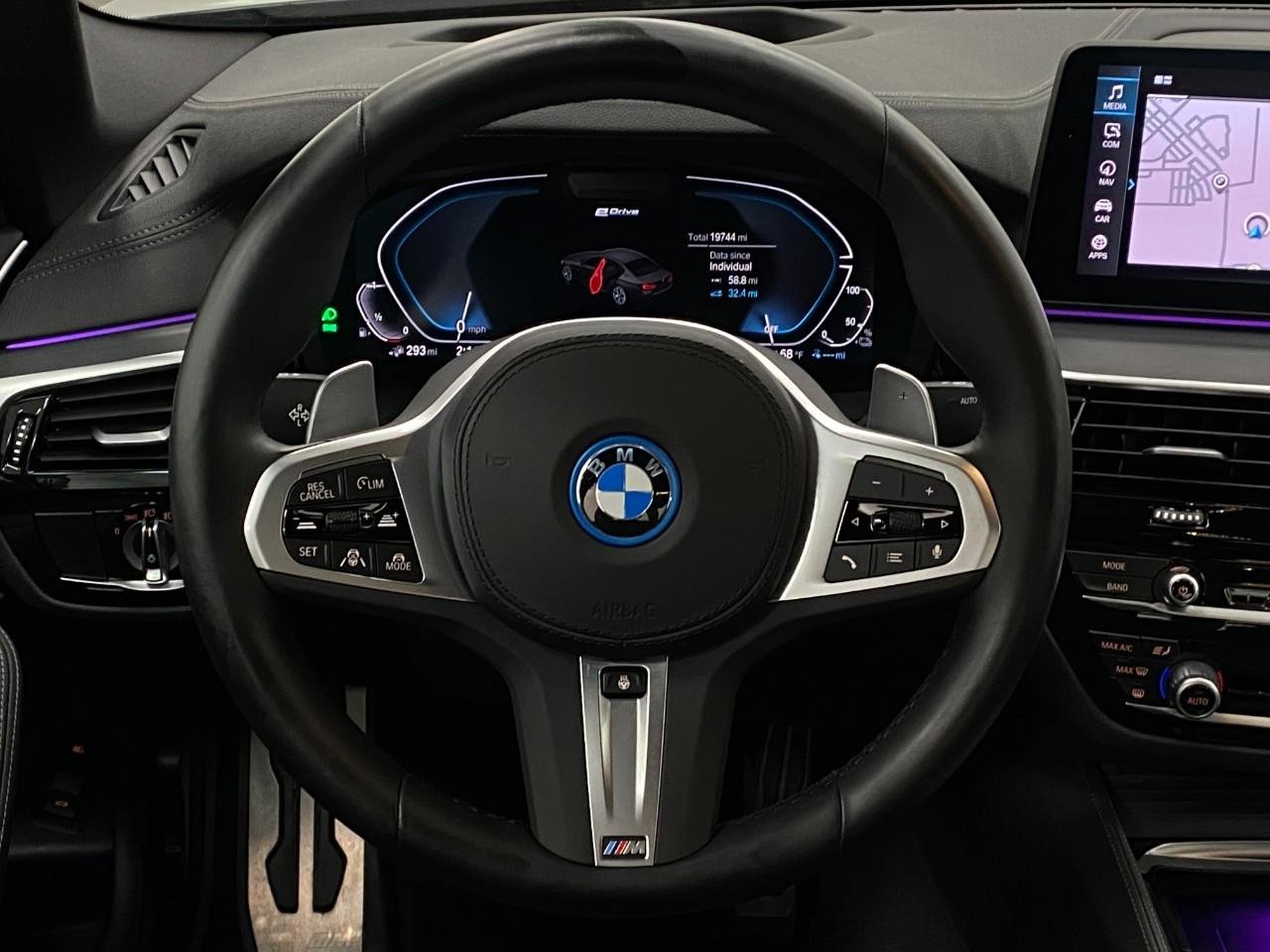 Used 2023 BMW 530e xDrive w/ Executive Package AWD/4WD image 14