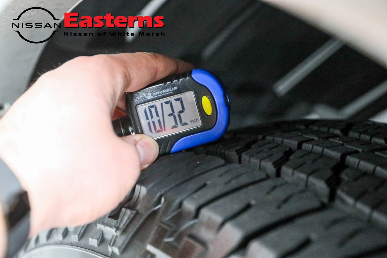 Used 2024 Nissan Armada SV image 25