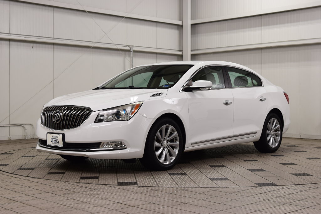 Used 2016 Buick LaCrosse Leather w/ Experience Buick Package FWD image 3