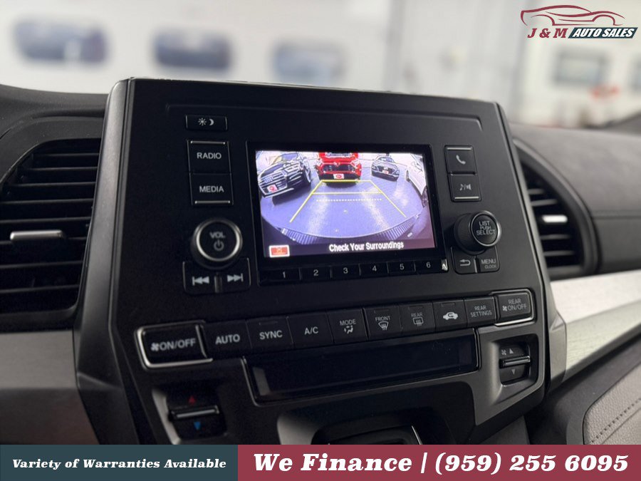 Used 2019 Honda Odyssey LX image 17