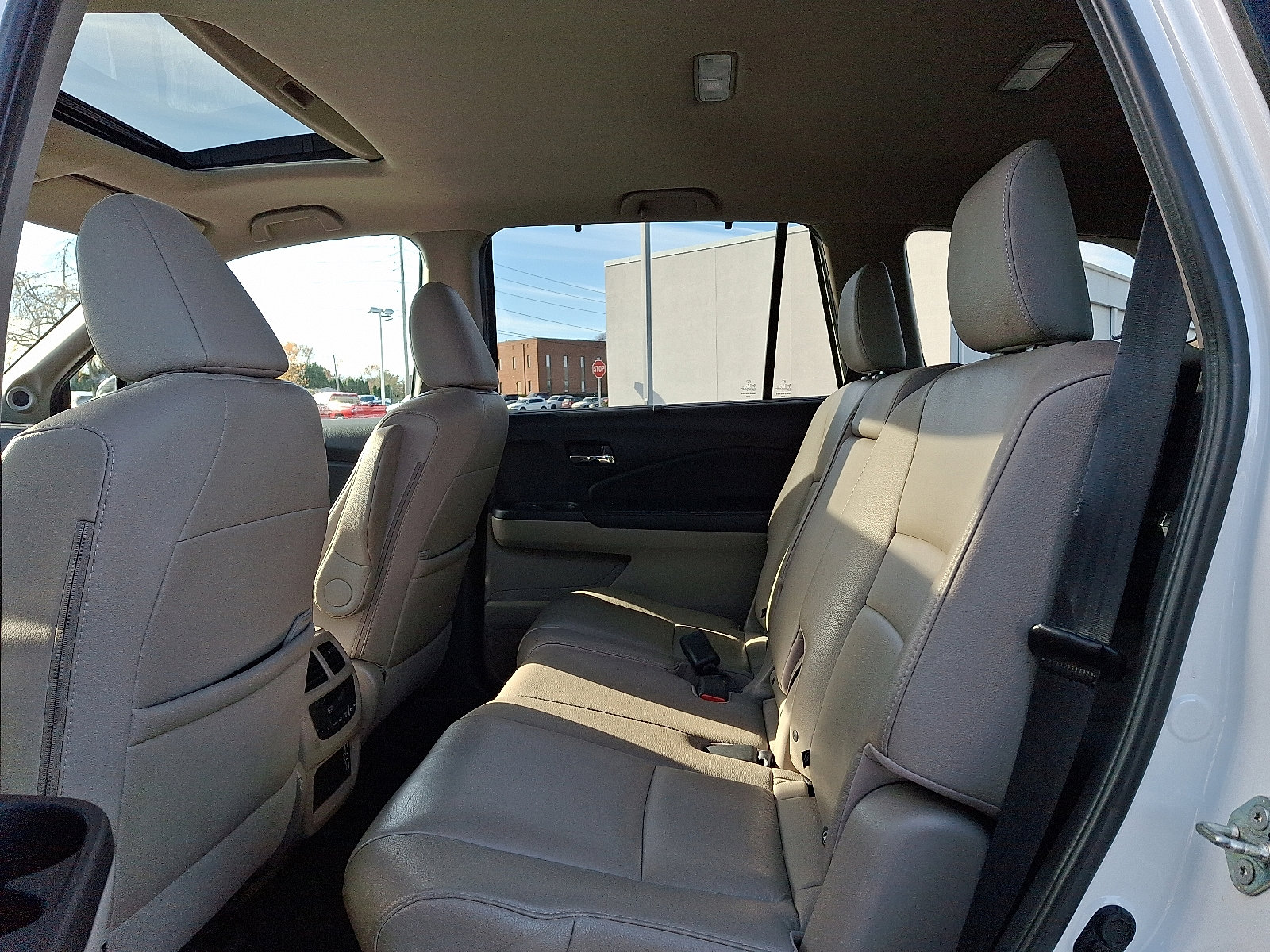 Used 2019 Honda Pilot EX-L image 9