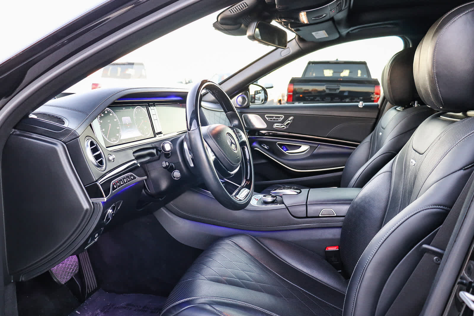 Used 2016 Mercedes-Benz Maybach S 600 image 25