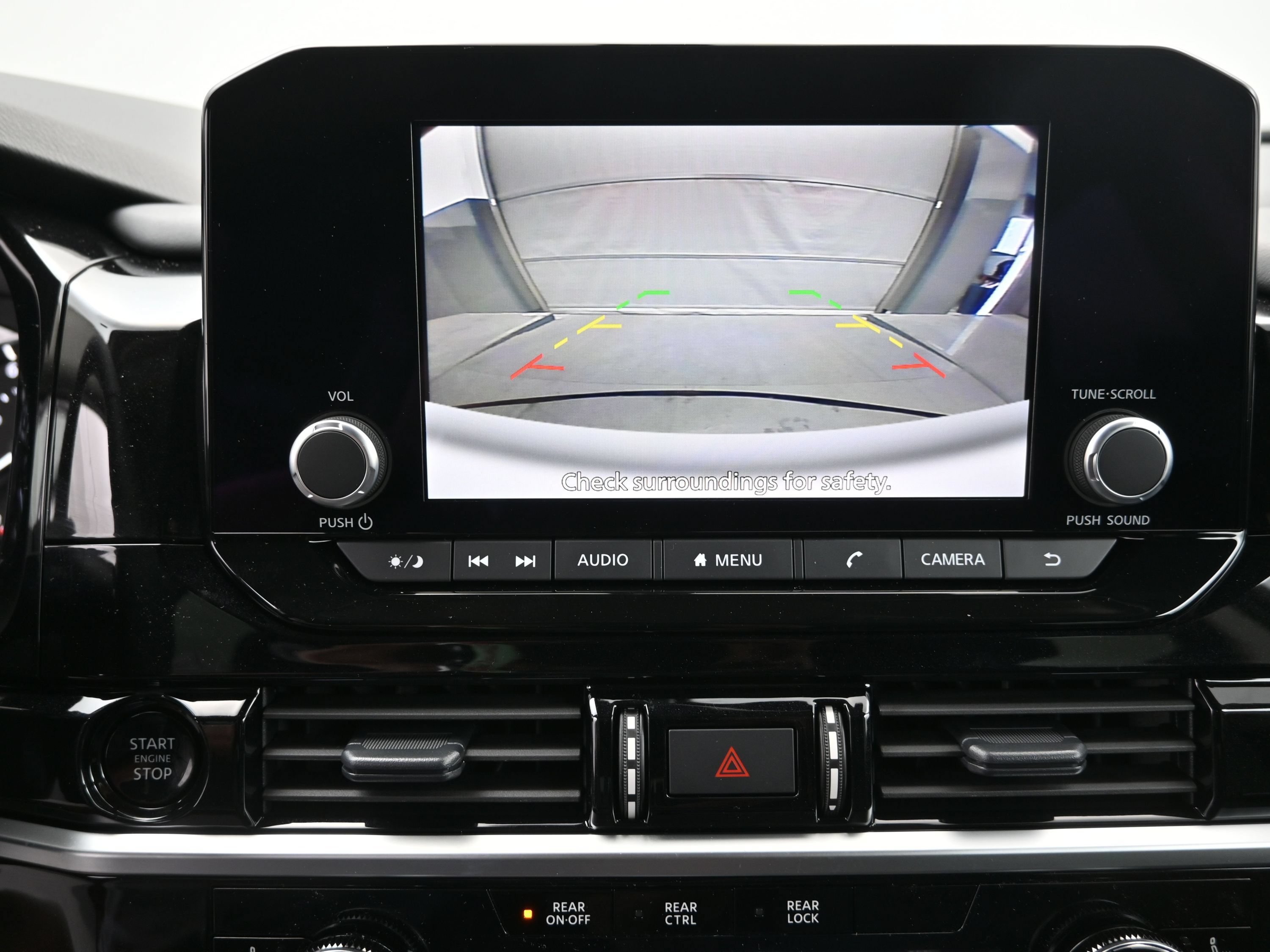 Used 2025 Nissan Pathfinder SV FWD image 13
