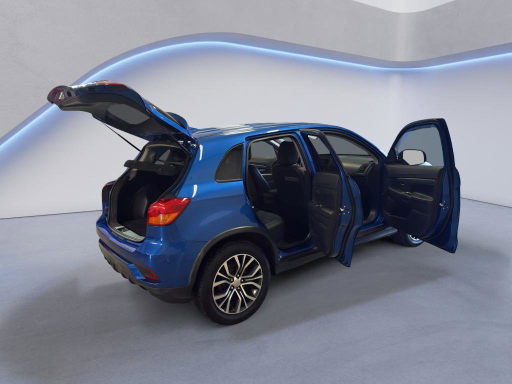 Used 2018 Mitsubishi Outlander Sport SE AWD/4WD image 12