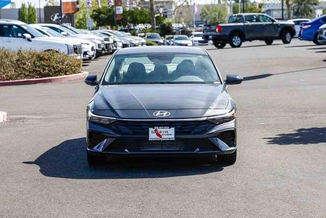 New 2026 Hyundai Elantra Sport FWD image 7