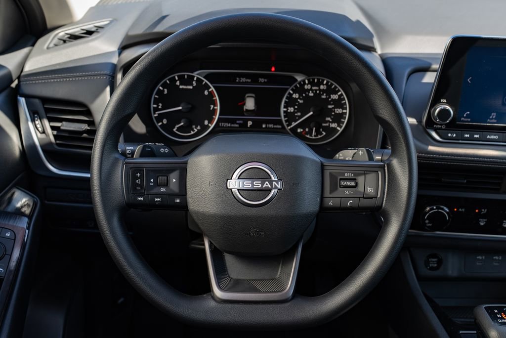 Certified 2025 Nissan Rogue S image 12