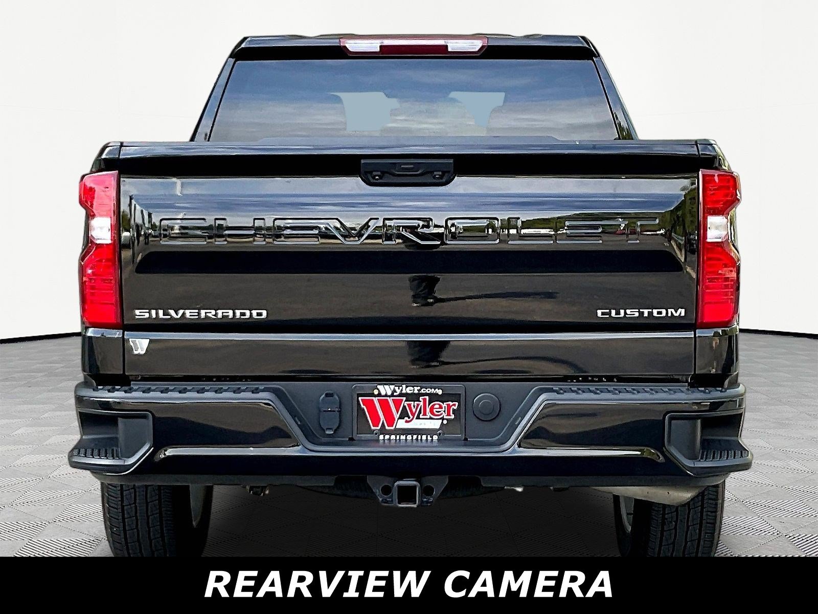 Used 2025 Chevrolet Silverado 1500 Custom AWD/4WD image 5