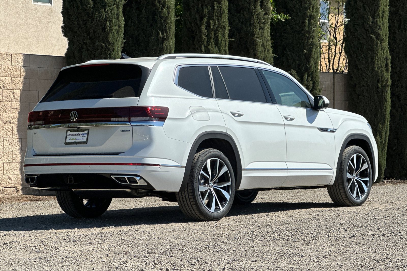 New 2026 Volkswagen Atlas SEL Premium R-Line image 4