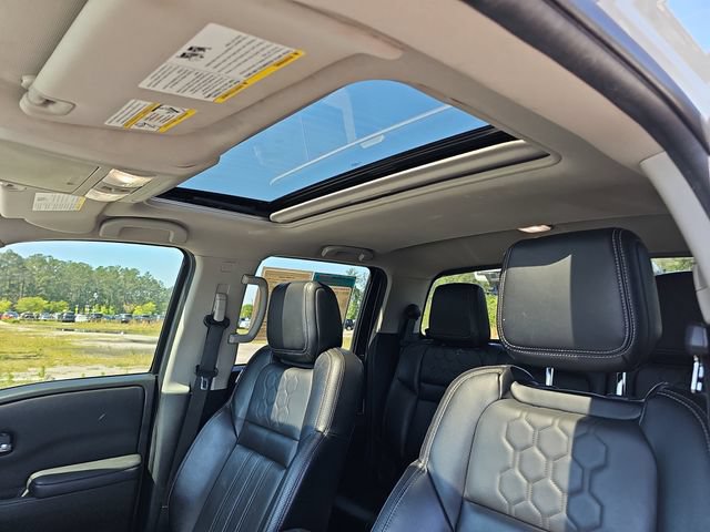 Used 2024 Nissan Frontier SL w/ Technology Package RWD image 33