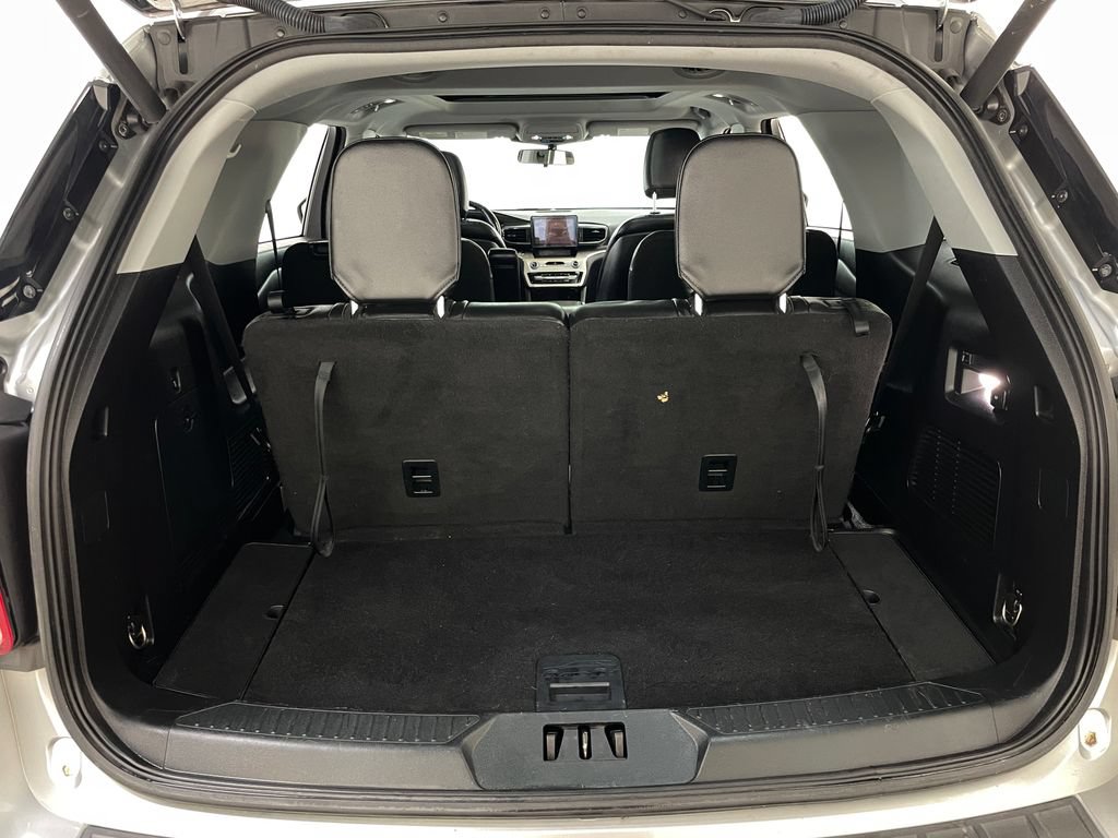 Used 2020 Ford Explorer XLT AWD/4WD image 46