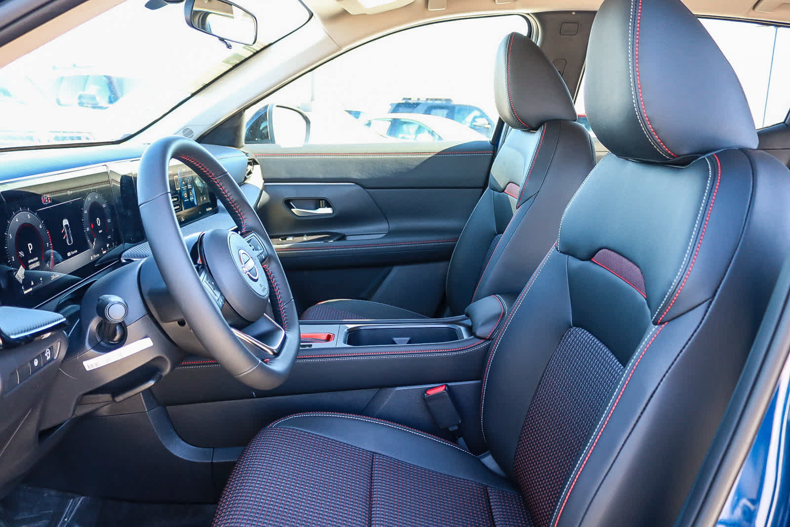 New 2026 Nissan Kicks SR FWD image 19