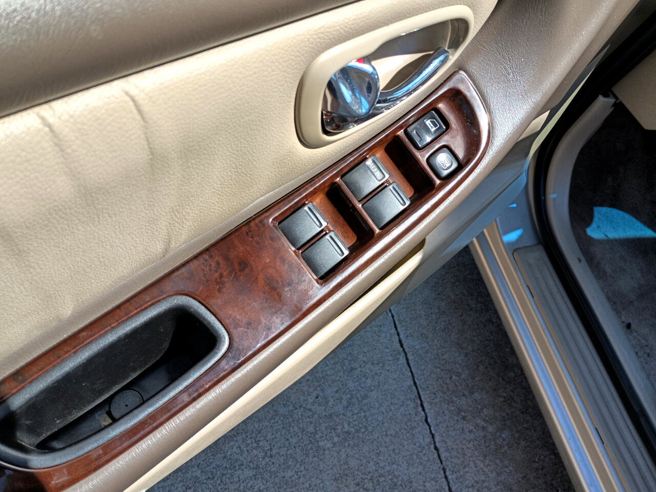 Used 2000 Nissan Maxima GLE image 22