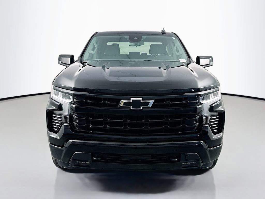 Used 2023 Chevrolet Silverado 1500 RST AWD/4WD image 2