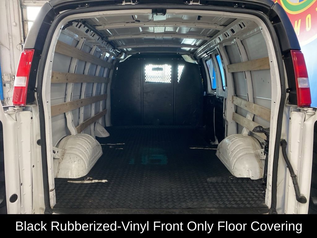 Used 2021 GMC Savana 2500 w/ Driver Convenience Package image 16