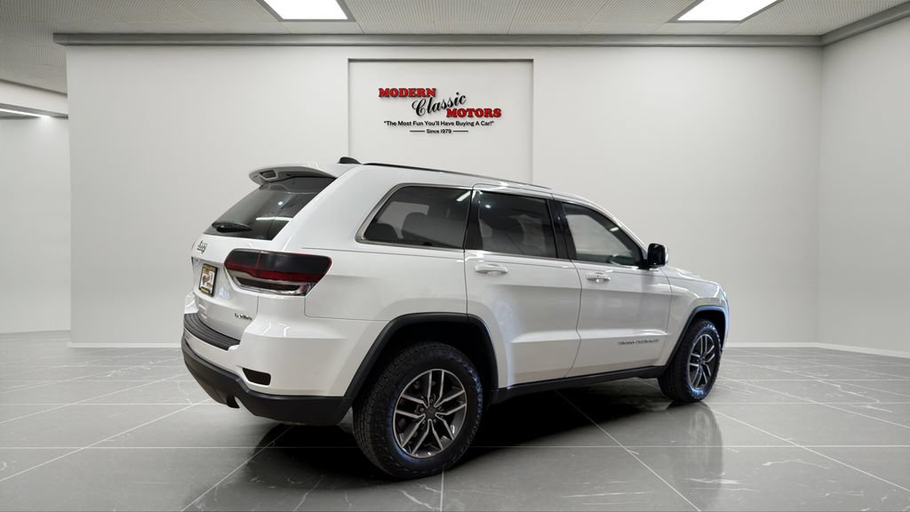 Used 2015 Jeep Grand Cherokee Laredo AWD/4WD image 7