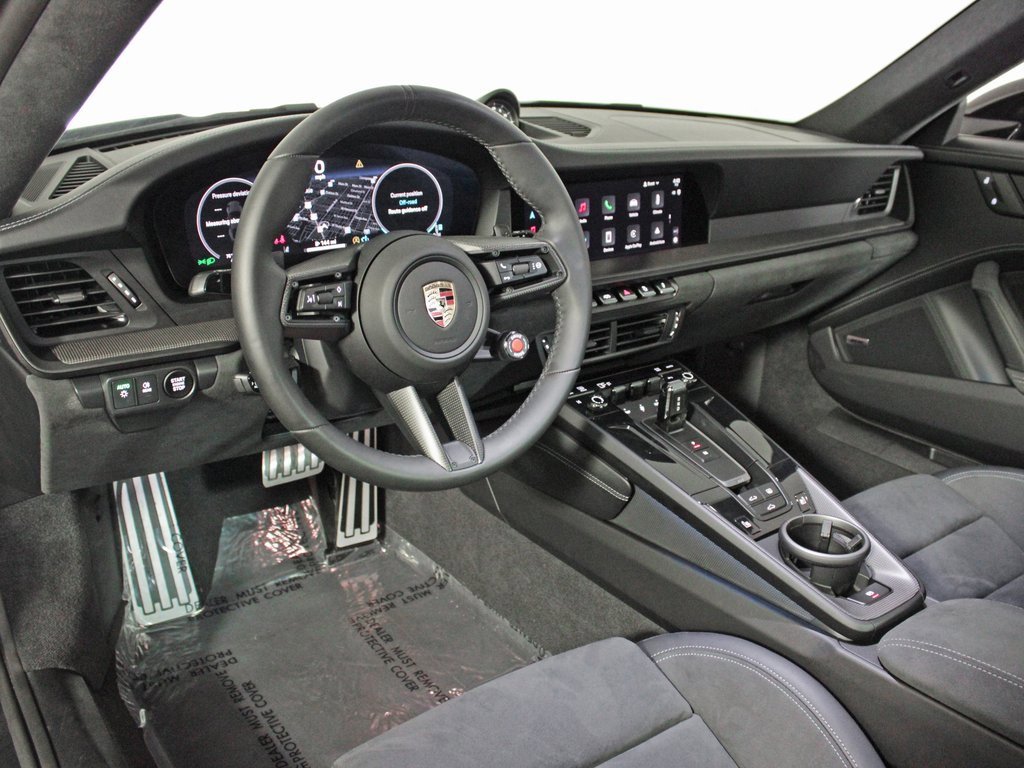 Certified 2025 Porsche 911 Carrera GTS image 4