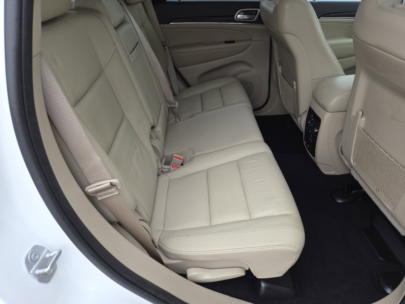 Used 2019 Jeep Grand Cherokee Limited AWD/4WD image 22