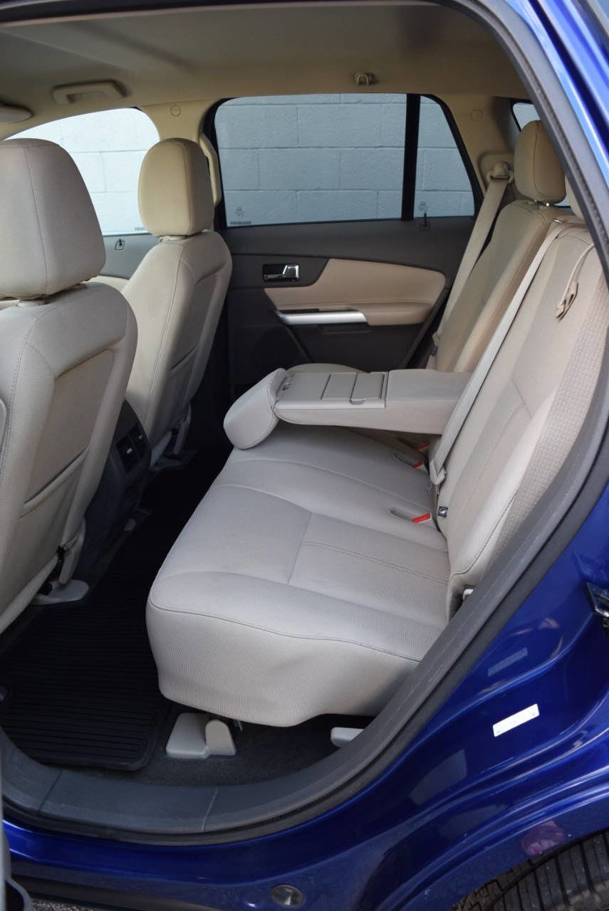 Used 2013 Ford Edge SE image 34