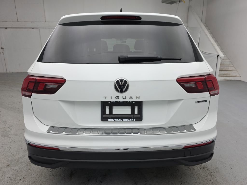 Used 2023 Volkswagen Tiguan S image 10