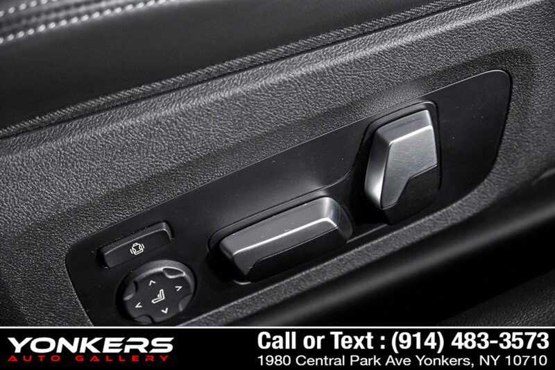 Used 2023 BMW M4 xDrive Competition AWD/4WD image 13
