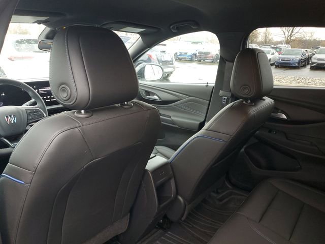Certified 2024 Buick Envista Sport Touring w/ Convenience I Package image 10