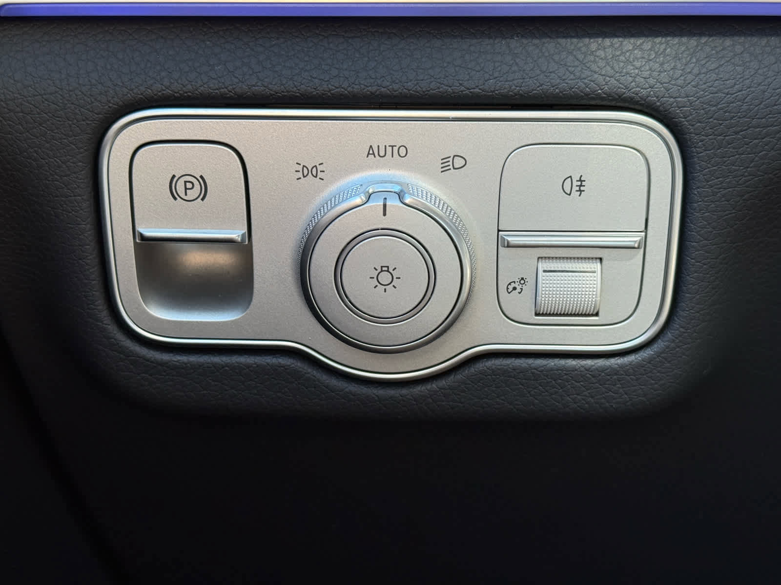 New 2026 Mercedes-Benz GLS 450 4MATIC image 30