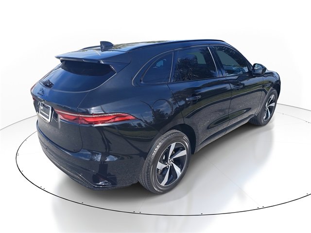 Used 2025 Jaguar F-PACE R-Dynamic S image 4