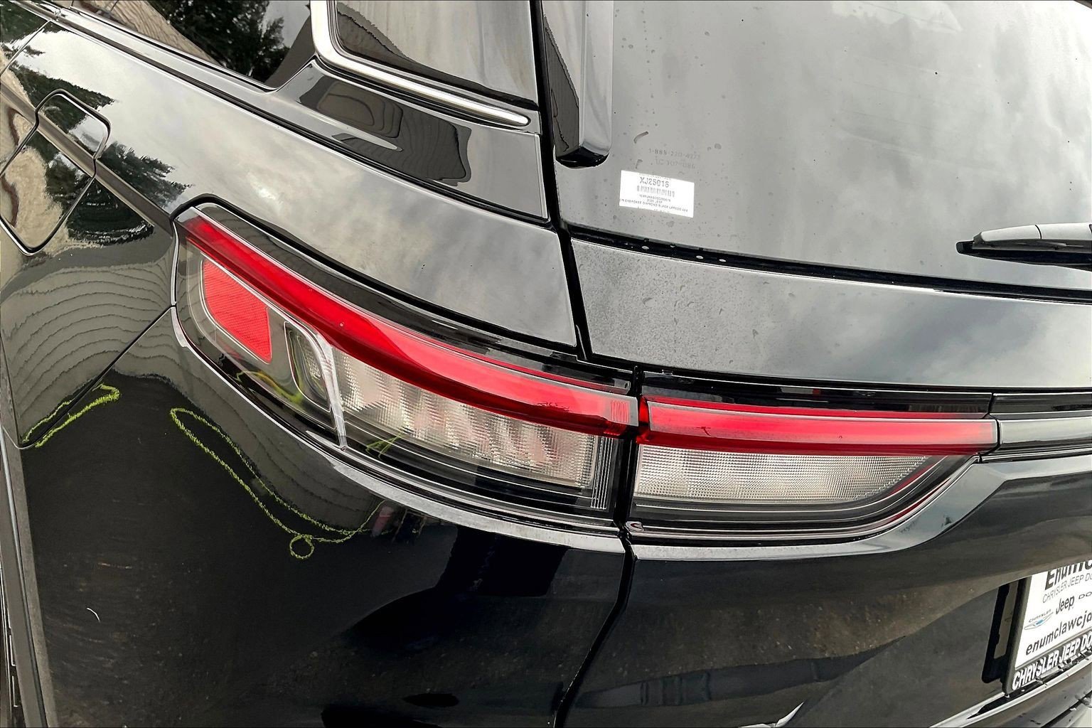 Used 2025 Jeep Grand Cherokee Laredo X w/ Luxury Tech Group I image 29