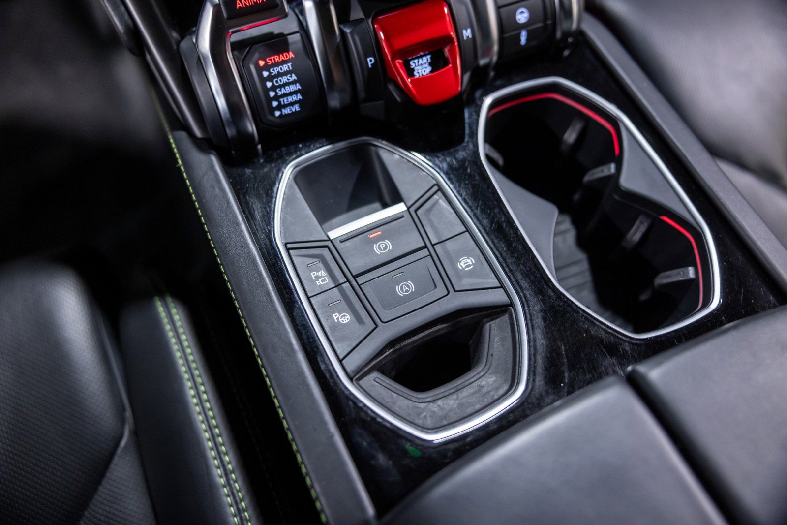 Used 2022 Lamborghini Urus image 46