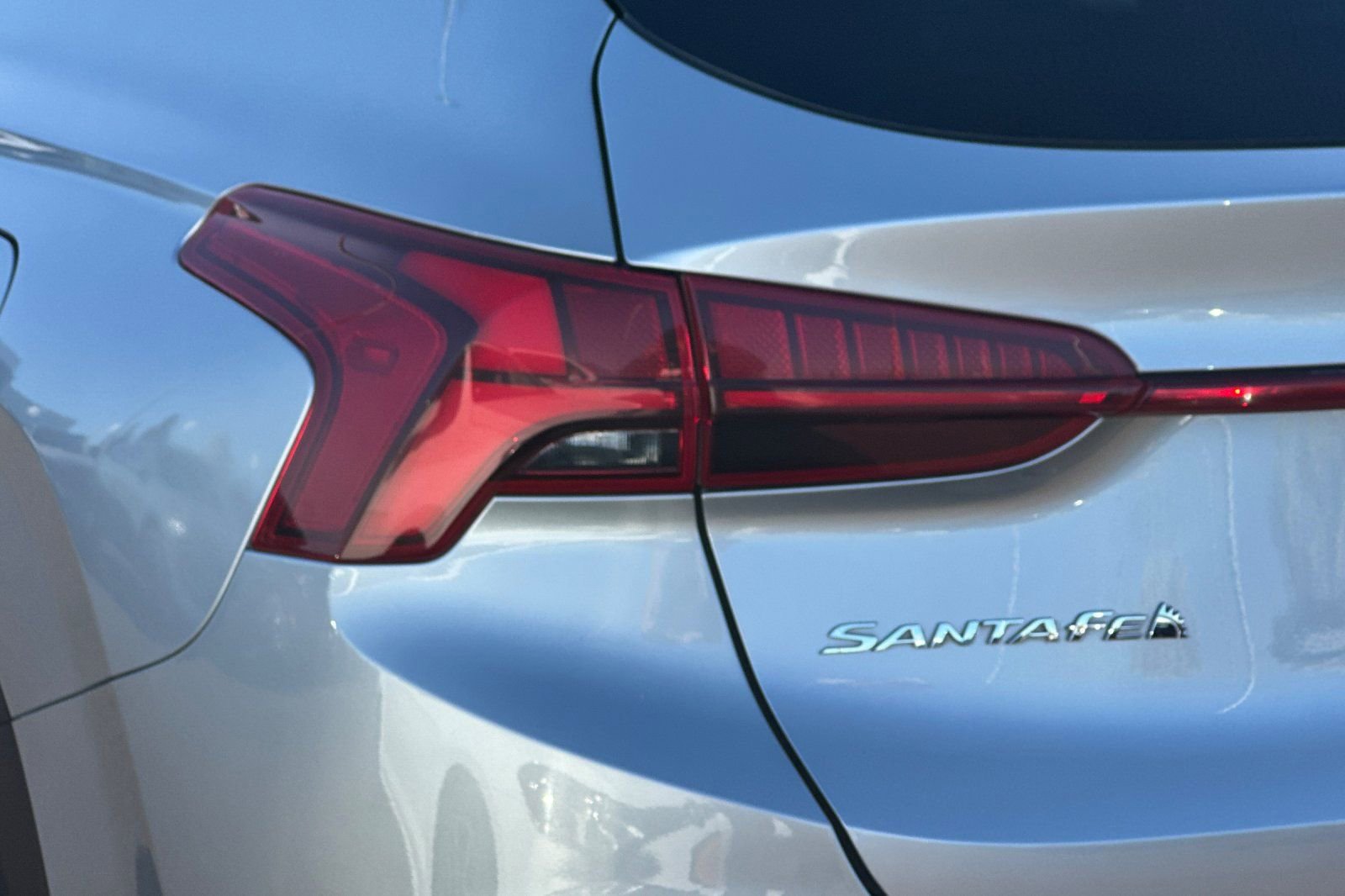 Used 2021 Hyundai Santa Fe Limited w/ Cargo Package image 26
