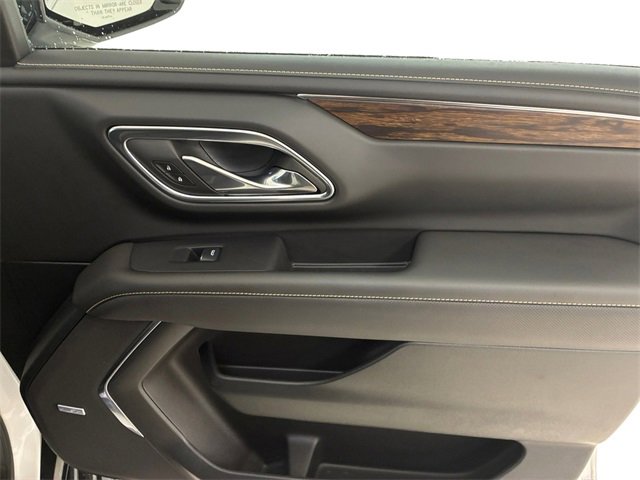 Used 2024 Chevrolet Suburban Premier w/ Advanced Technology Package image 15