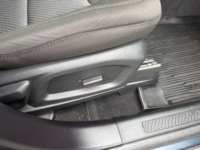 Used 2022 Ford Explorer XLT image 42