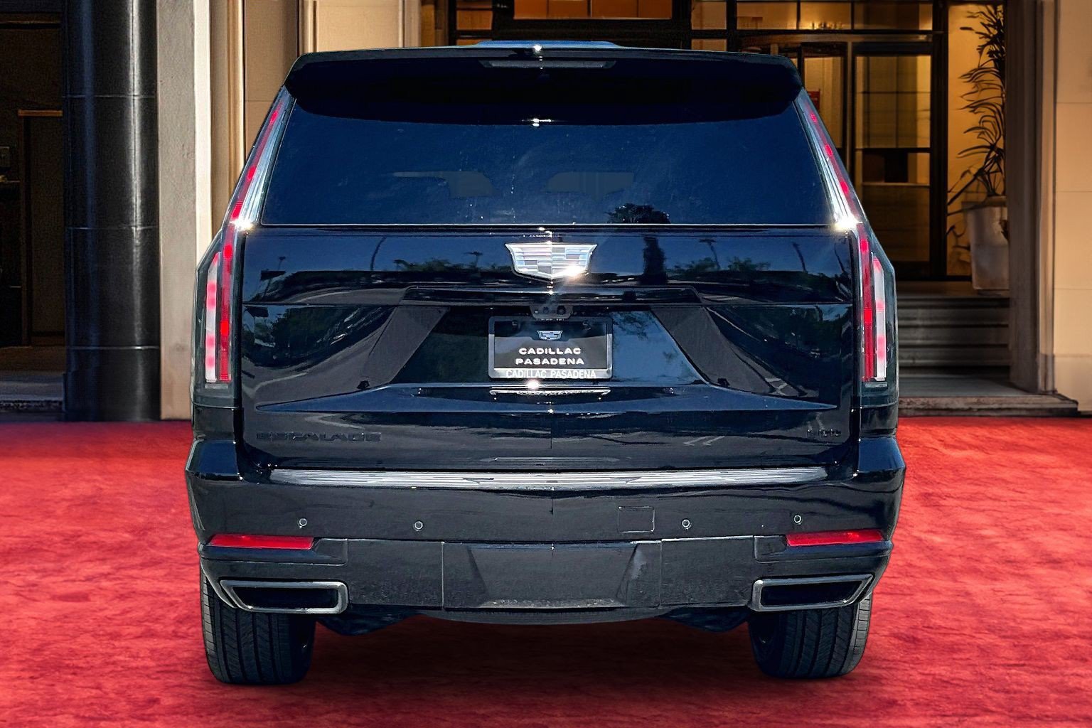New 2026 Cadillac Escalade Platinum Sport w/ LPO, ONYX Package AWD/4WD image 5