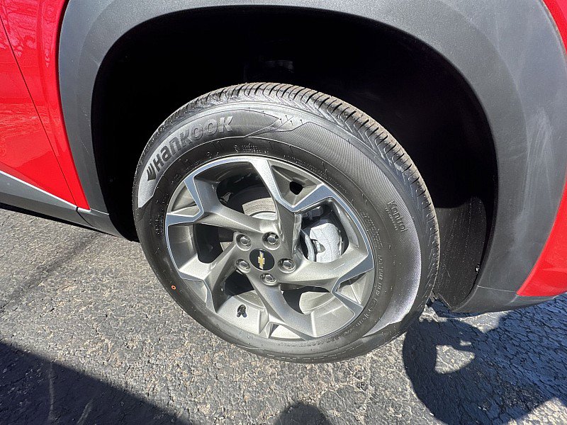 New 2026 Chevrolet Trax LT w/ Driver Confidence Package image 18