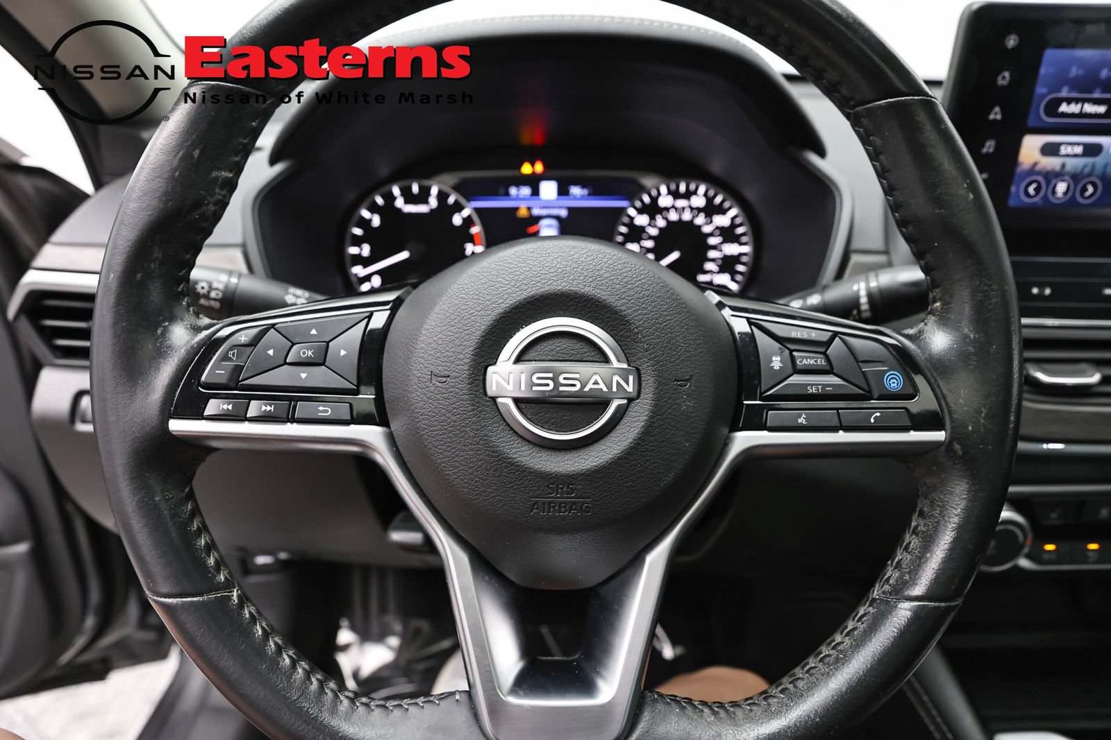 Used 2023 Nissan Altima 2.5 SV w/ SV Premium Package AWD/4WD image 10