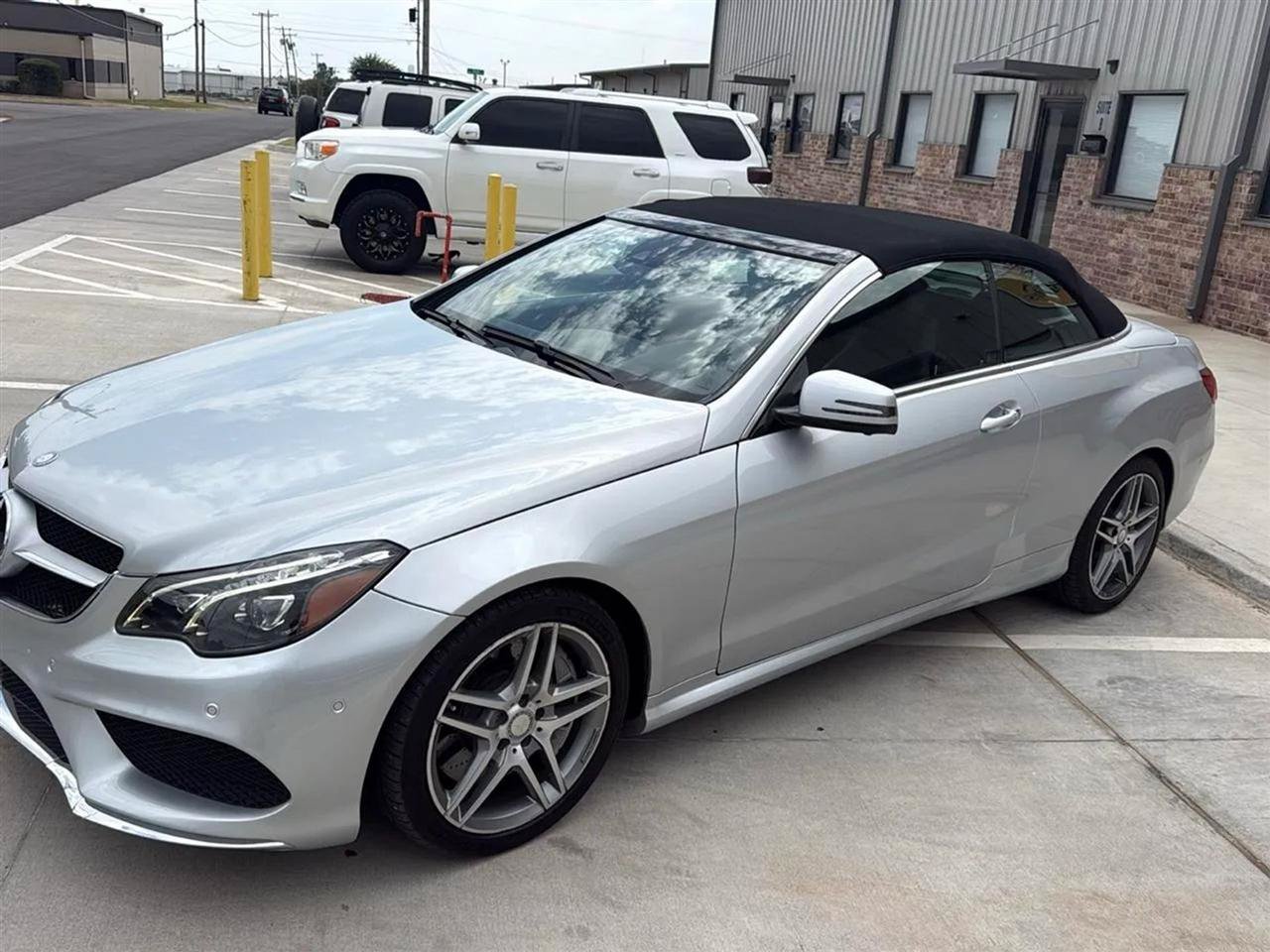 Used 2014 Mercedes-Benz E 550 Cabriolet image 35