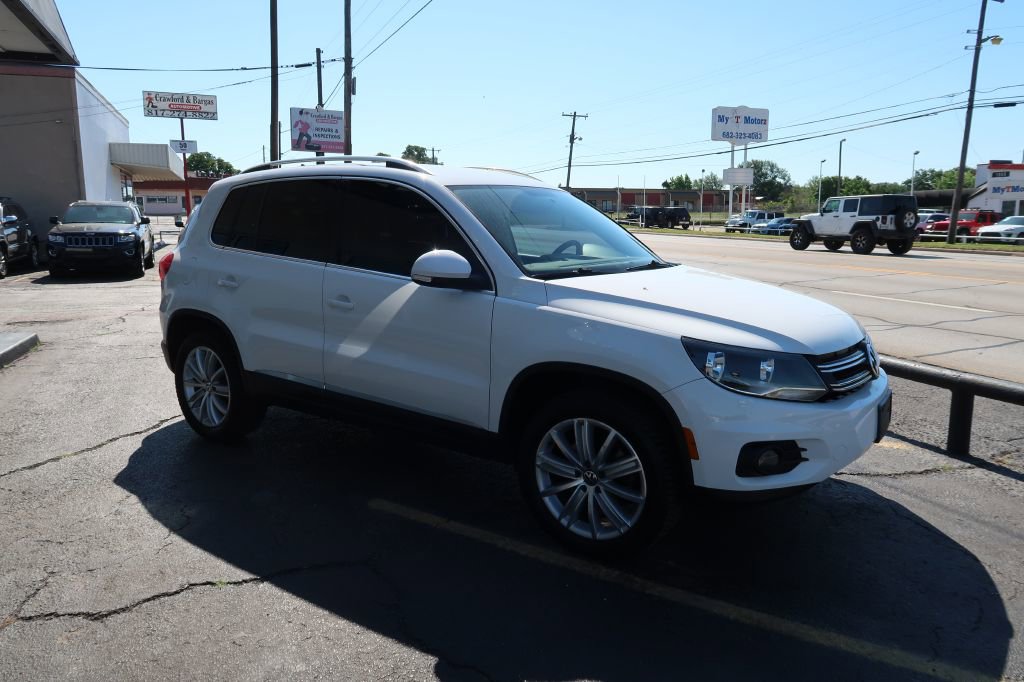 Used 2012 Volkswagen Tiguan SE AWD/4WD image 2