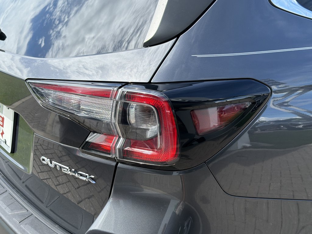 Certified 2021 Subaru Outback Premium AWD/4WD image 11