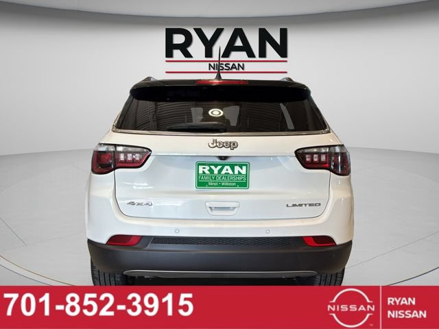 Used 2024 Jeep Compass Limited AWD/4WD image 15