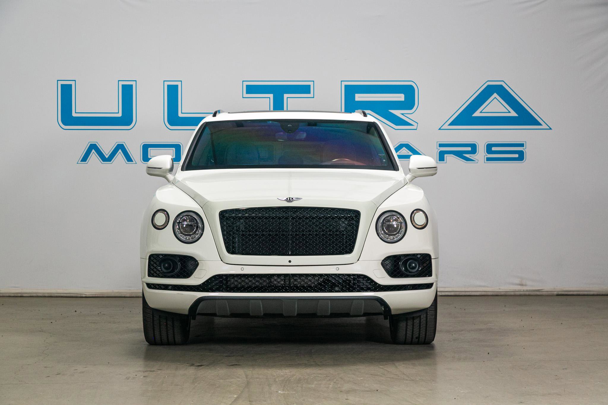 Used 2017 Bentley Bentayga W12 AWD image 7
