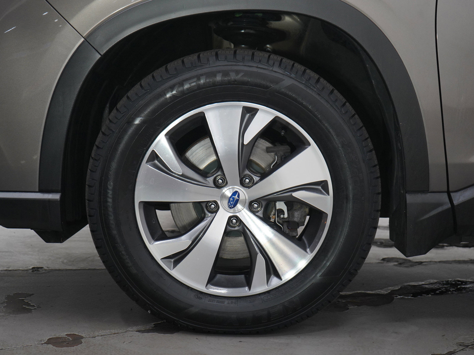 Used 2021 Subaru Ascent Premium image 32