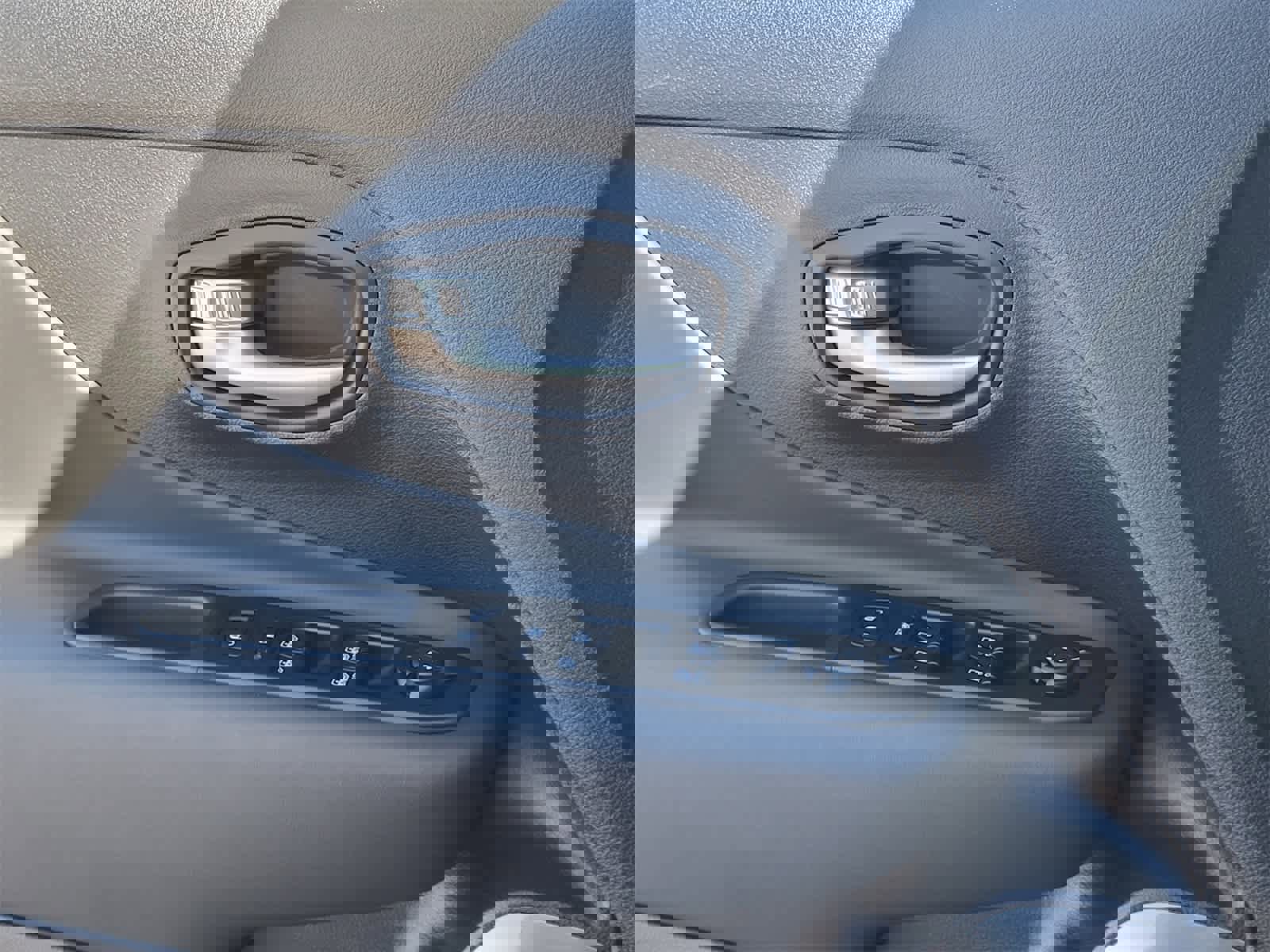 Used 2023 Jeep Renegade Latitude image 15