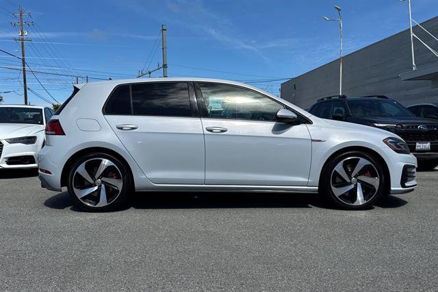 Used 2018 Volkswagen GTI SE w/ SE Leather Package FWD image 2